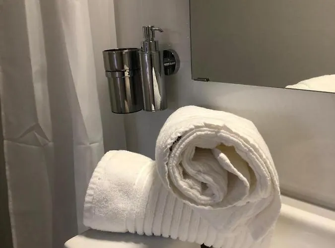 Bed & Breakfast Mondriaan 3*