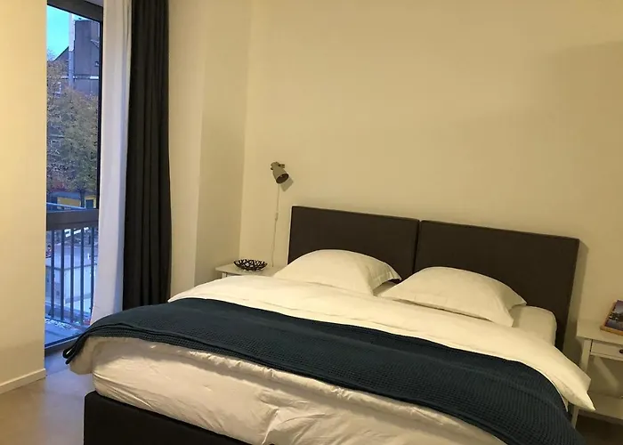 Bed & Breakfast Mondriaan 3*