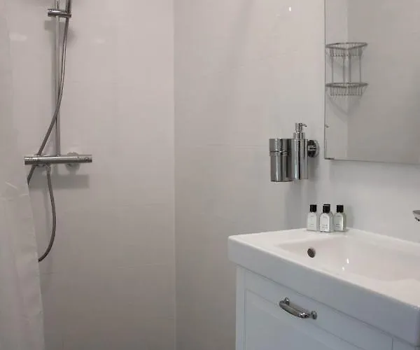 Mondriaan Bed & Breakfast 3*